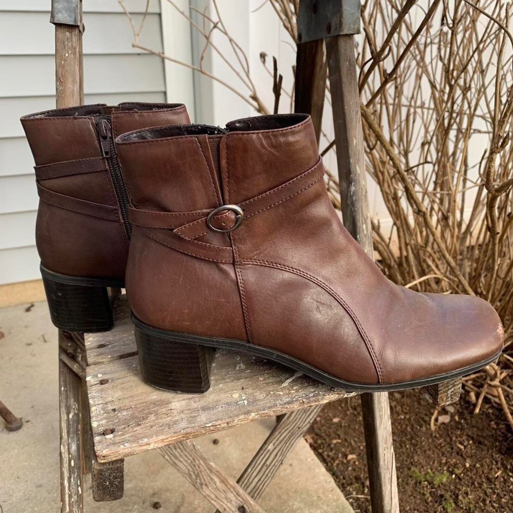 Croft & Barrow Brown Leather Ankle Boots
